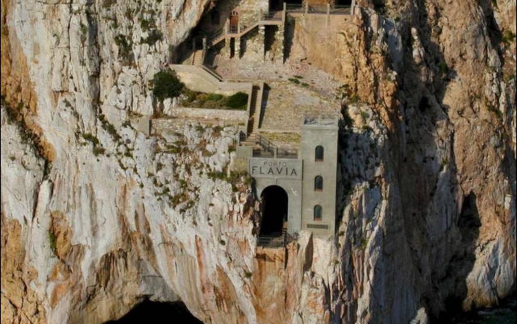 La Baia Casa Vacanze Portoscuso Esterno foto